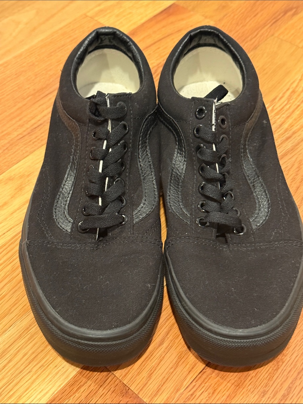 Vans Off The Wall Solid Black Casual Sneakers Men’s Size 7 1/2 Women’s Size 9